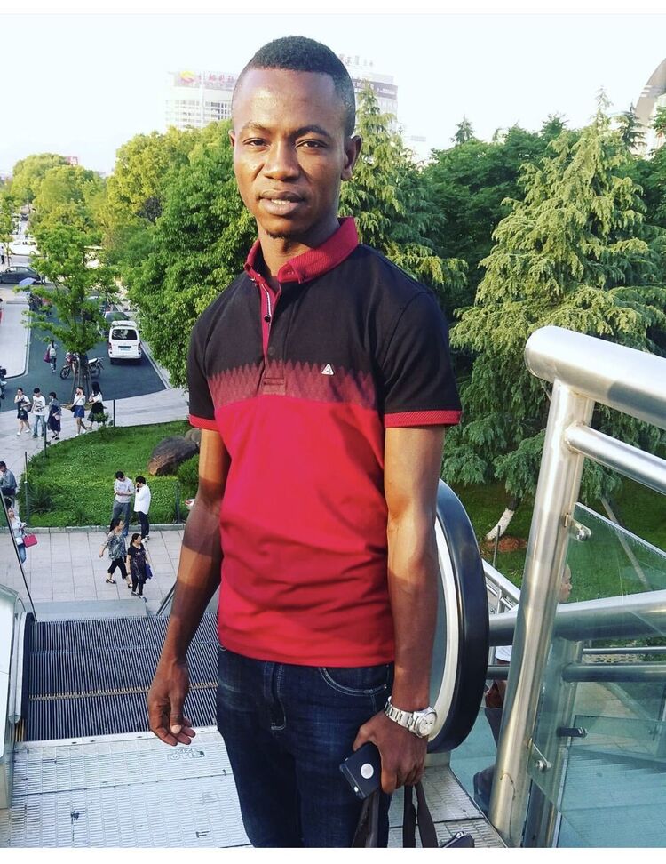  52523669  Yaogo, 30 ,    