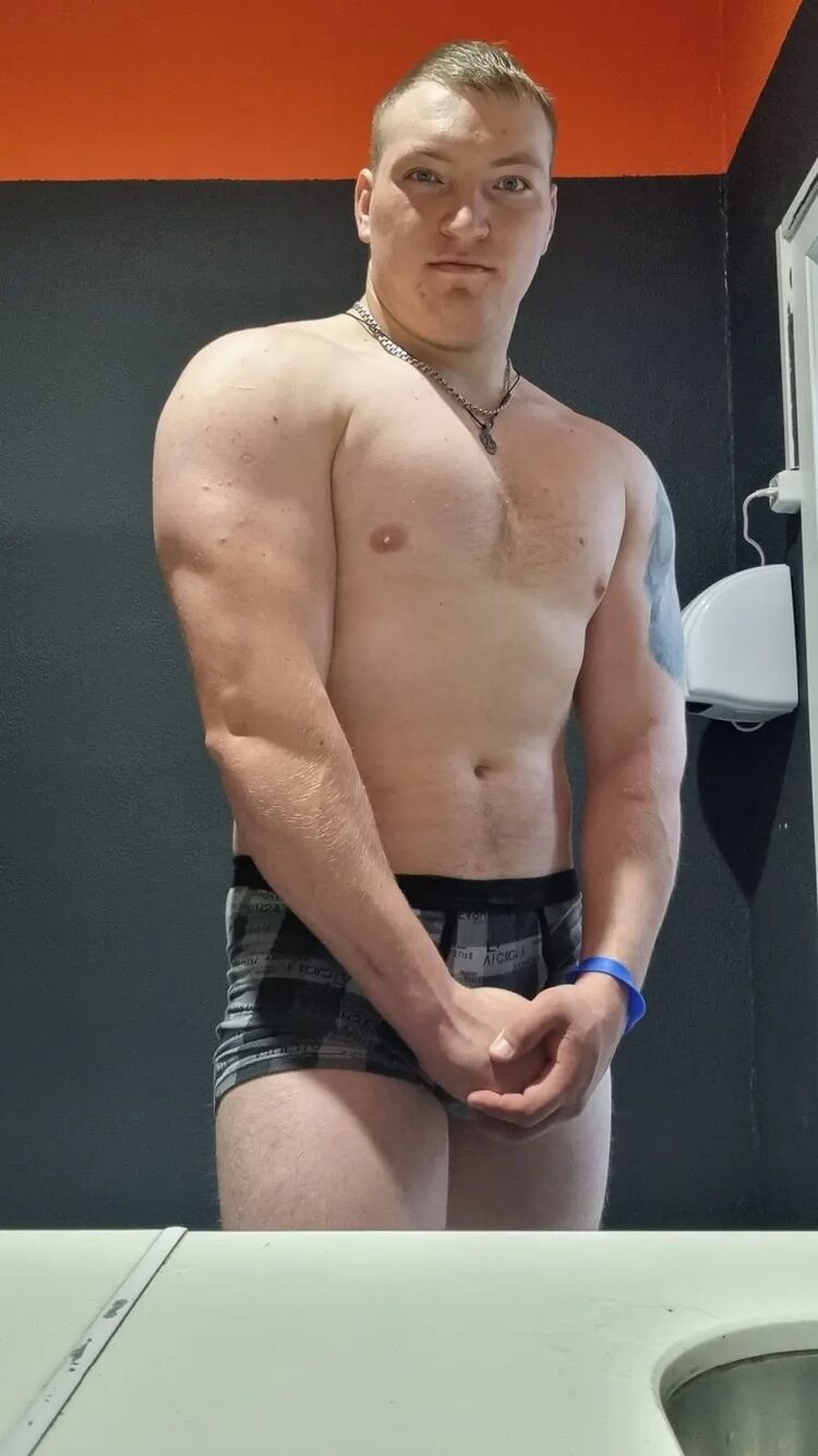  33353259  Dmitry, 27 ,    