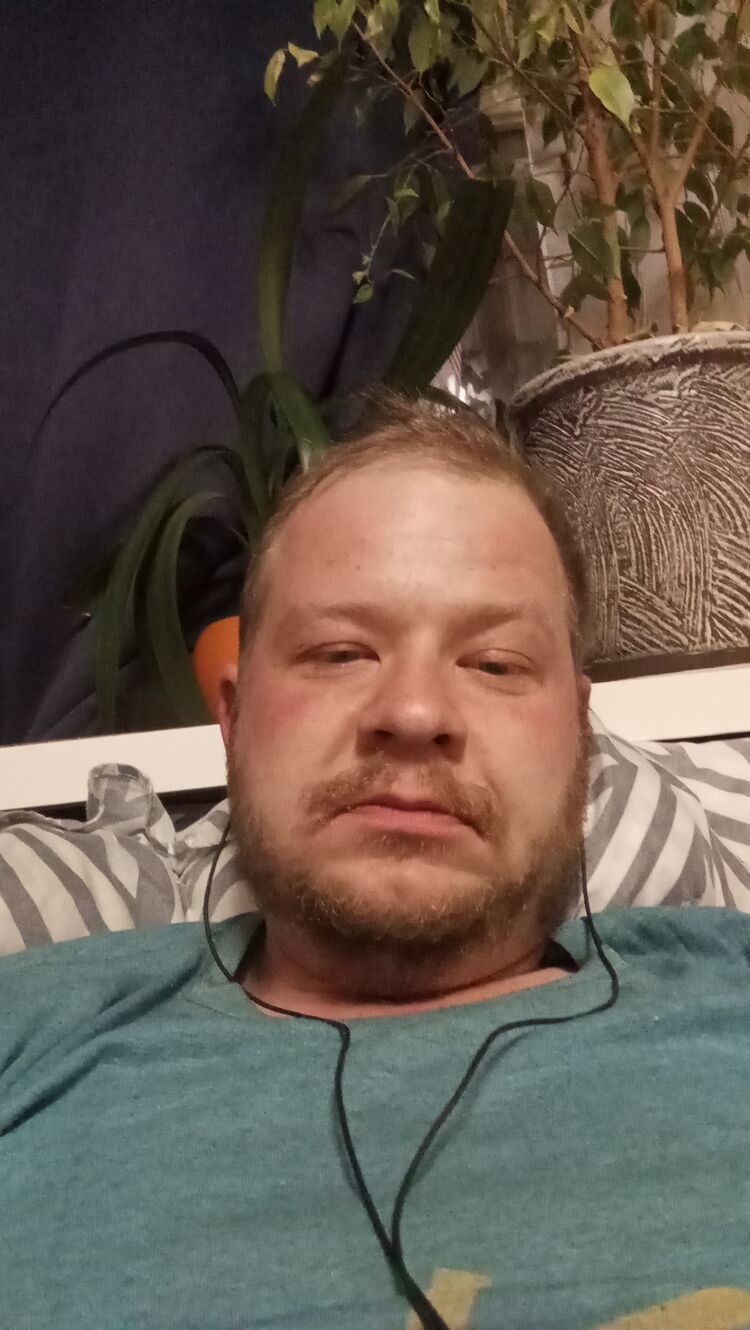  49675439  , 31 ,    