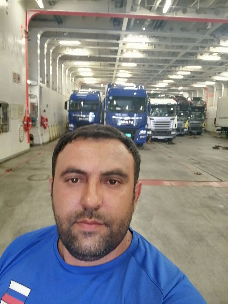  ,   Vusal, 47 ,   ,   , c 