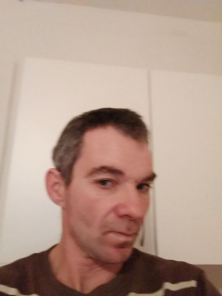  ,   Robert Kruzo, 48 ,   