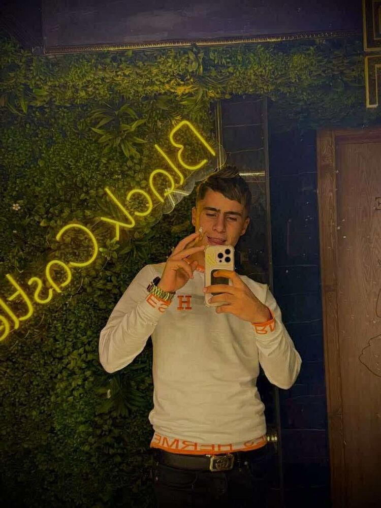 ���� 55318859 ����� Adam, 20 ���, ���� ���������� � Beaulieu