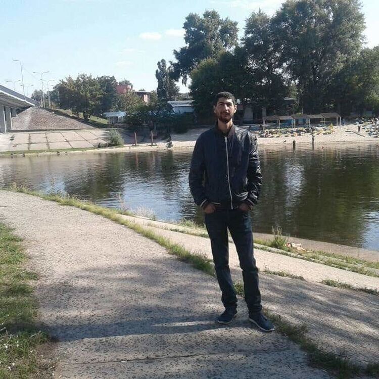 ���� 19463929 ������� Gigi, 32 ����, ���� ���������� � �������