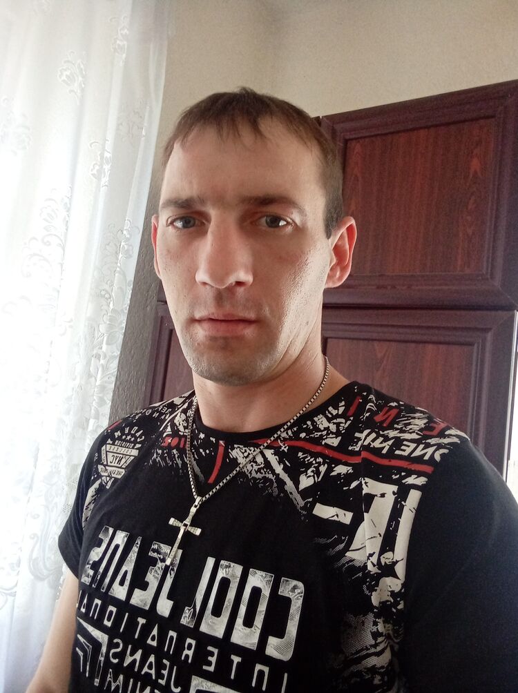  ,   Kastyash, 37 ,   ,   , c 