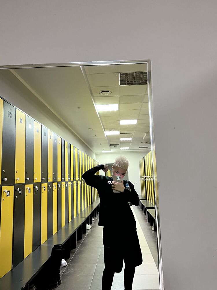  -,   , 24 ,   ,   