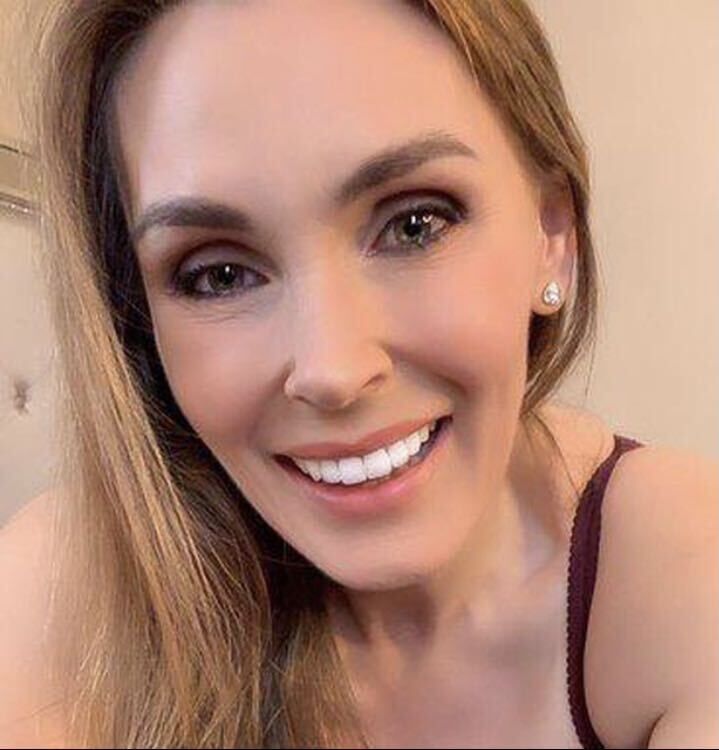 ���� 25050719 ������� Julie, 44 ����, ���� ���������� � �����