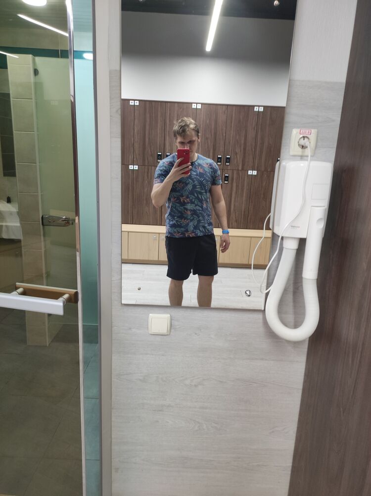  30347739  Vitalik, 26 ,    