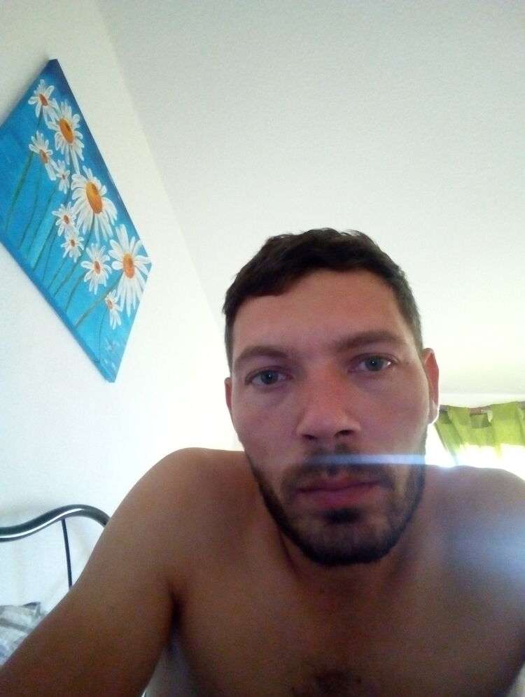  ,   Taner, 33 ,   ,   , c 