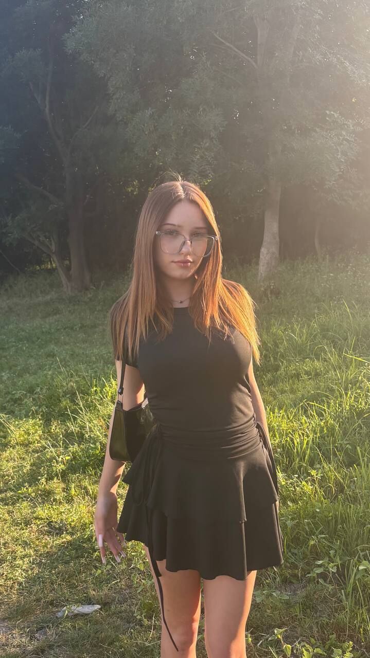  52580589  , 24 ,    