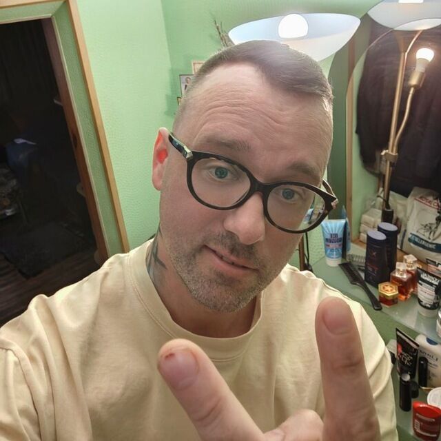  54091339  Danielzzz, 40 ,    -