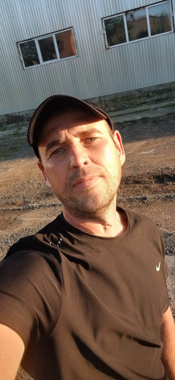  52700729  Evgeny, 36 ,    