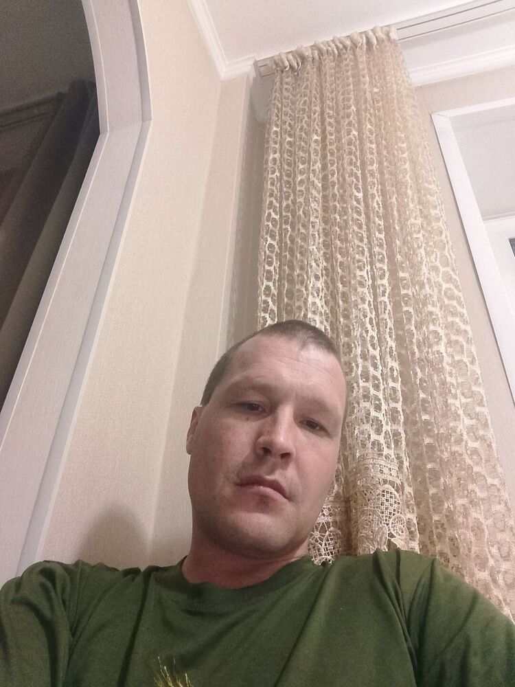  49552919  , 34 ,    