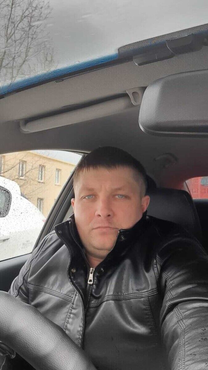  21223439  , 40 ,    