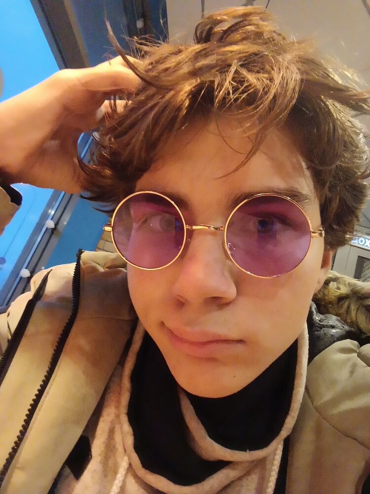  ,   Kirill, 19 ,     , c 