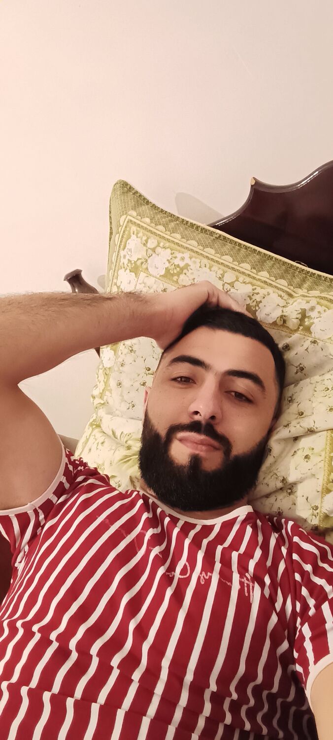  51509029  Ali, 28 ,    