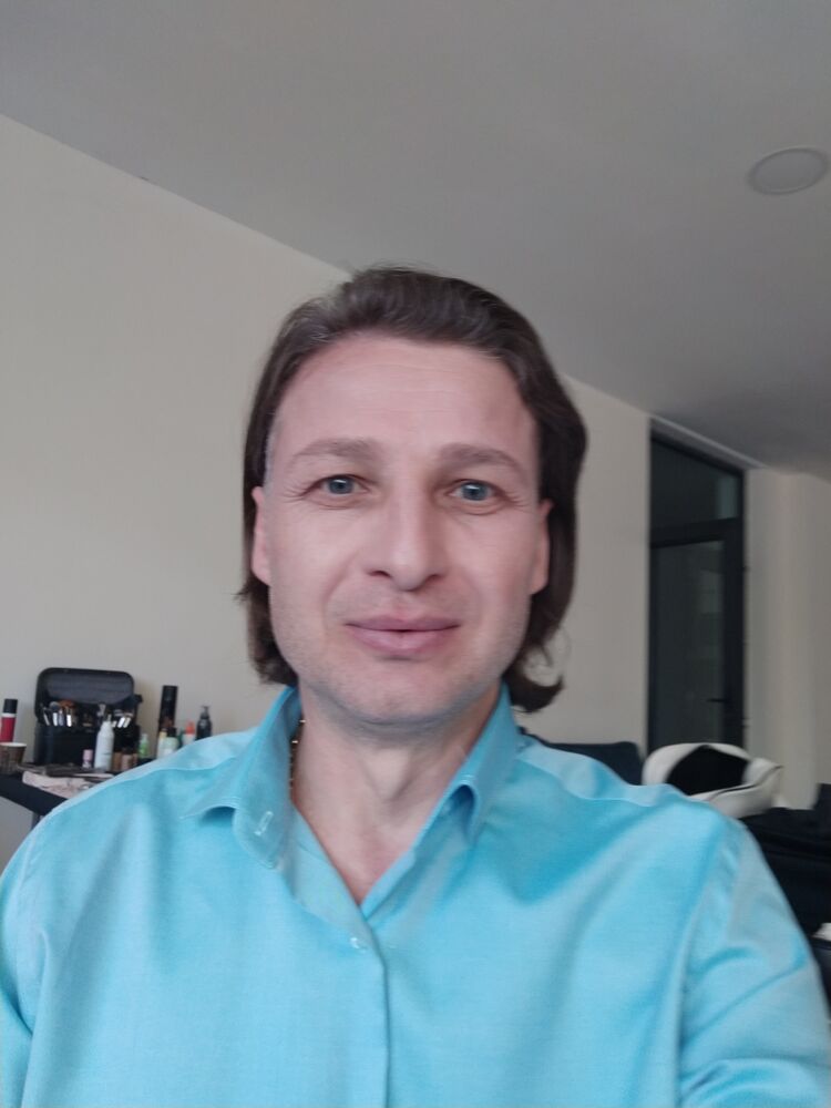  52145059  Shmagi, 37 ,    