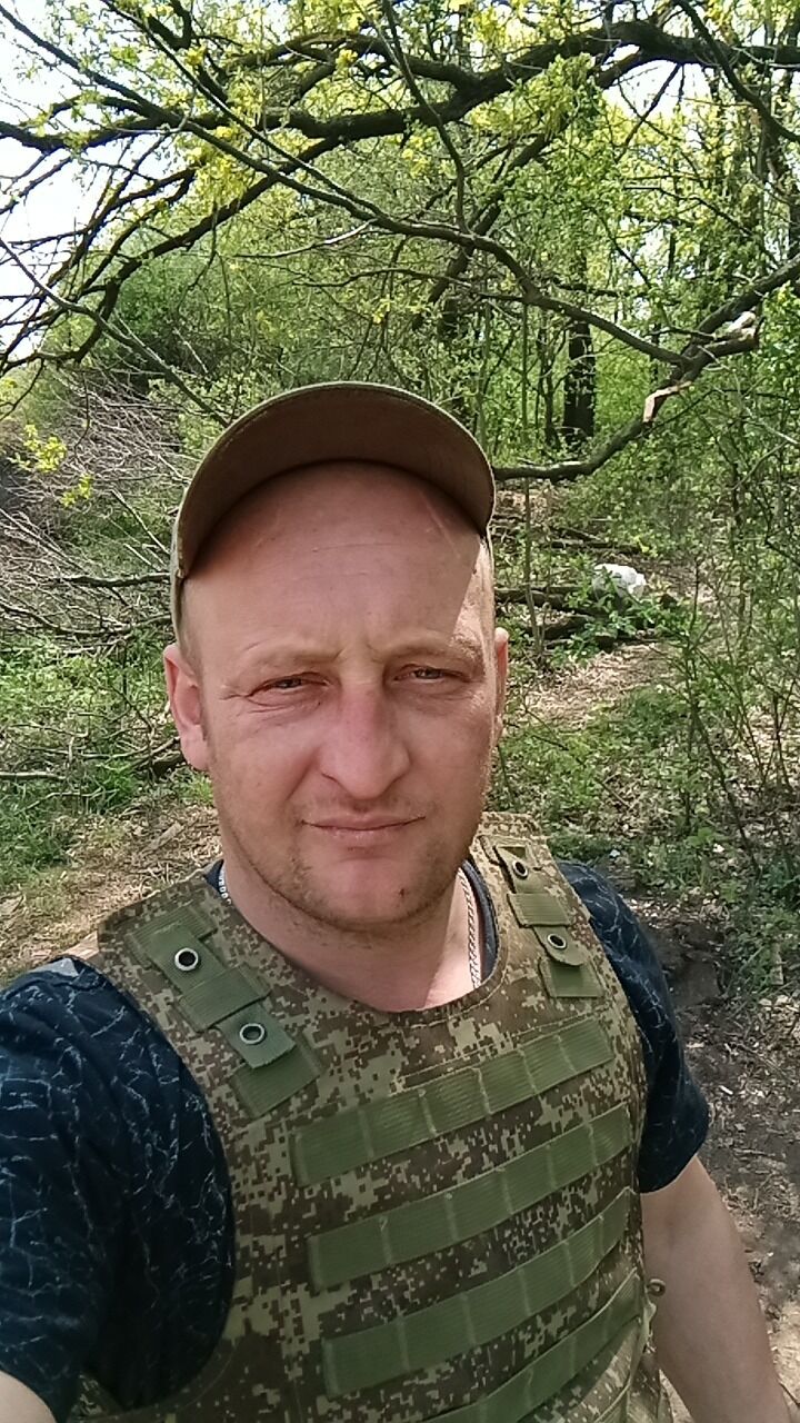 45780039  Pavel, 33 ,    