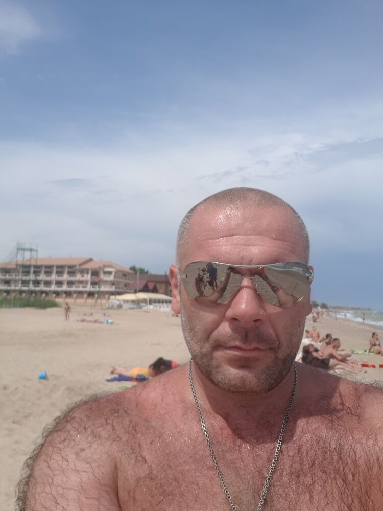  ,   Ը, 43 ,   ,   , c 