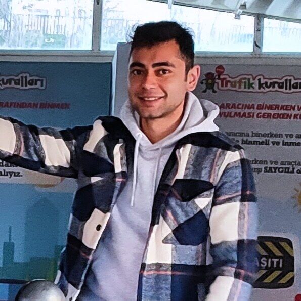  ,   Kaan, 34 ,   ,   