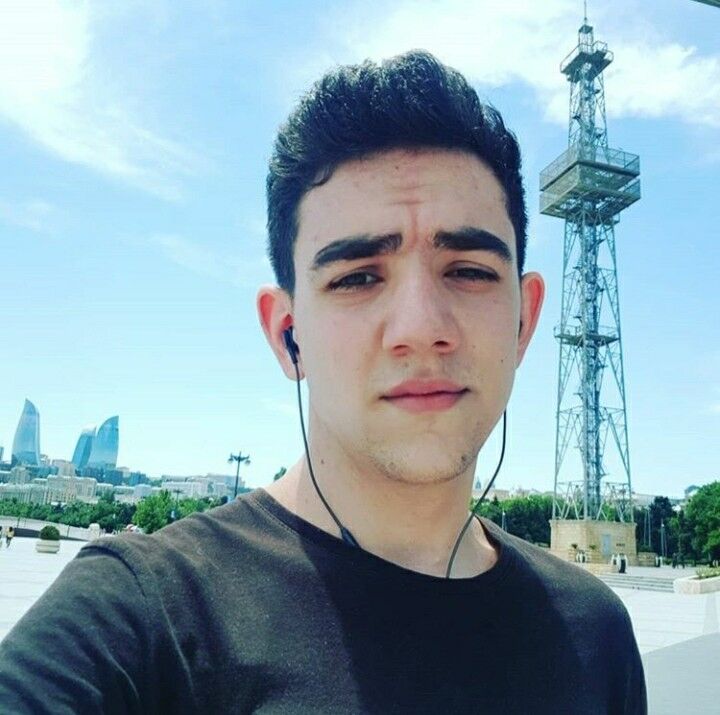  18951579  Kenan, 27 ,    