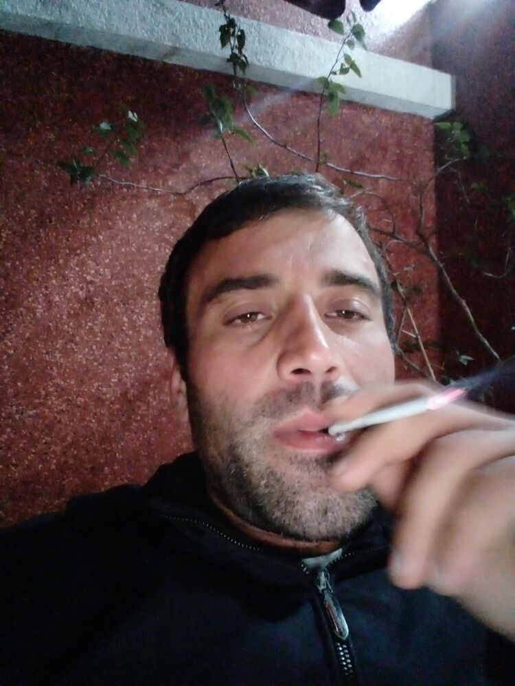  ,   Koba, 32 ,   ,   