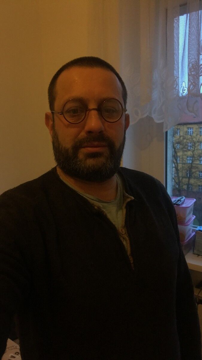  ,   Georgiy, 52 ,   ,   , c 