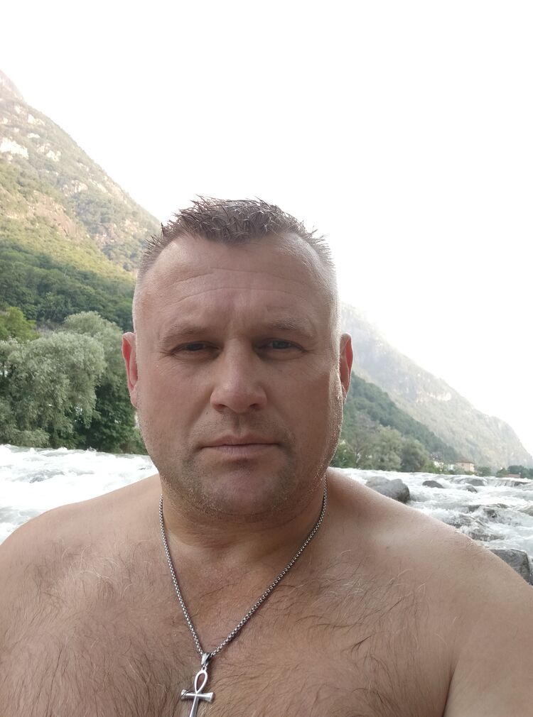  ,   Aliaksandr, 48 ,   ,   