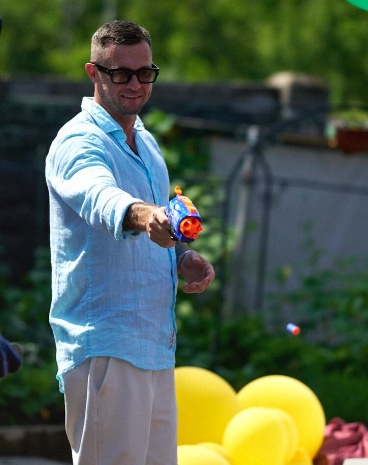  54084519  , 38 ,    -