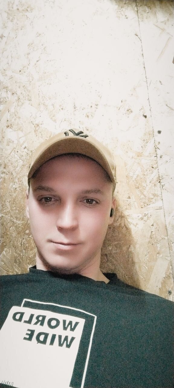  42133619  Qaz, 36 ,    