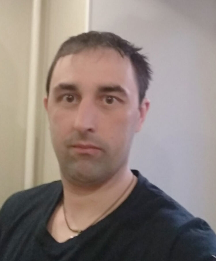  39404119  , 42 ,    