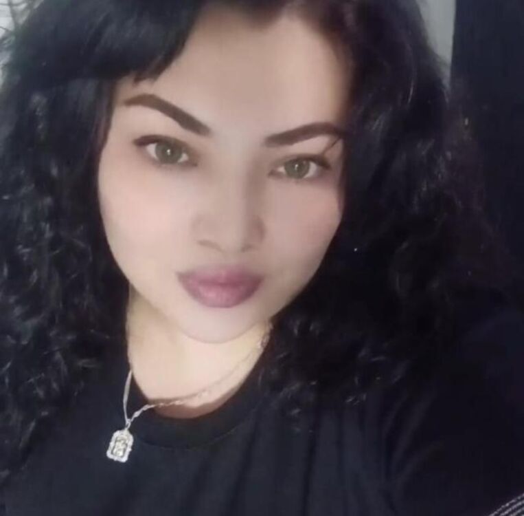  52302519  , 32 ,    