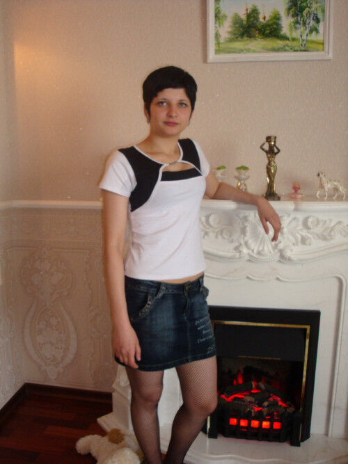  23671149  Kate, 25 ,    