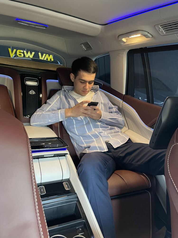  26113029  Sultonmurod, 29 ,    