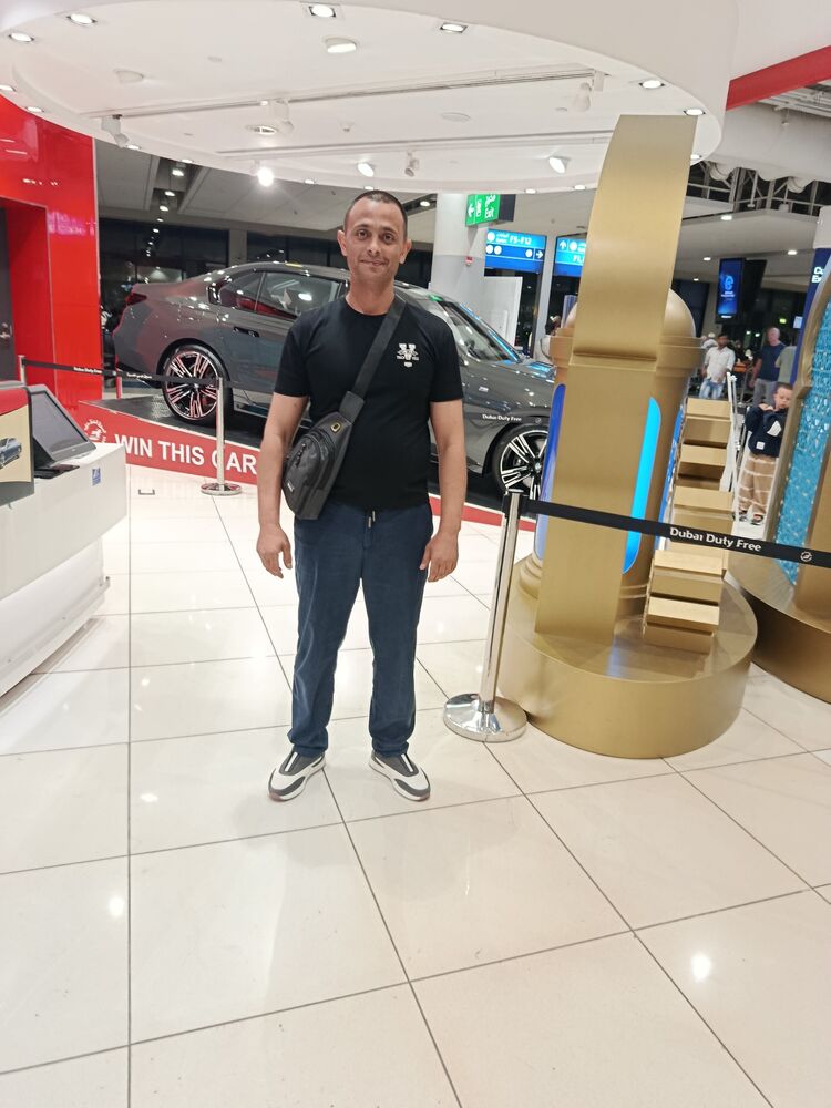 52760159  Asker, 36 ,    