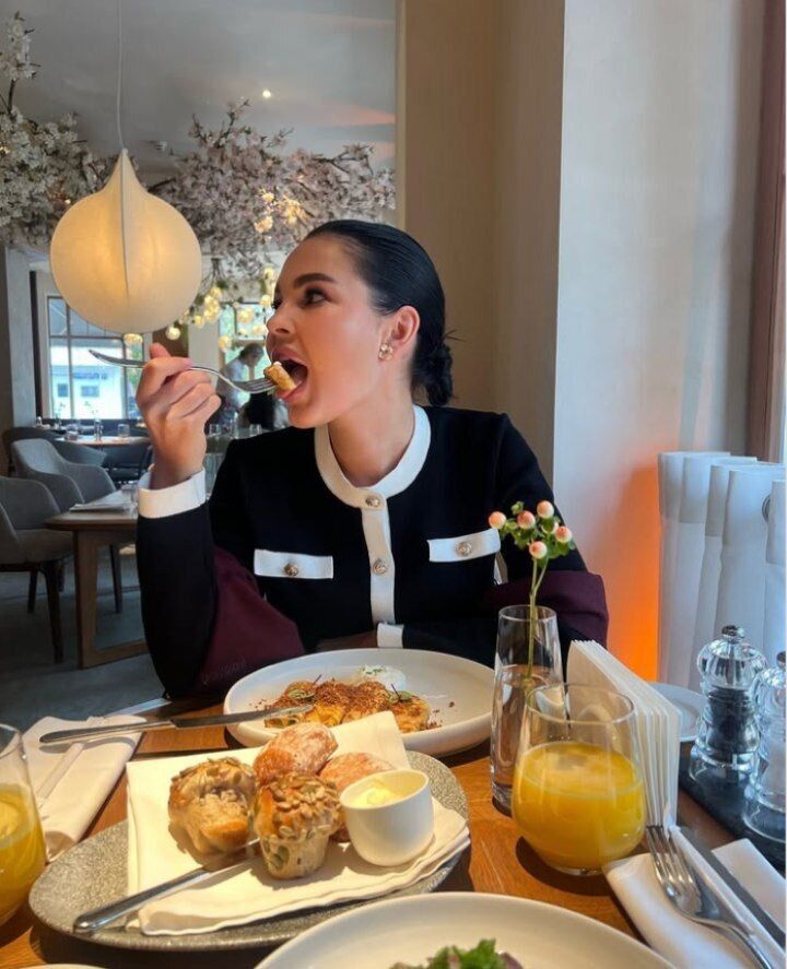  48970539  , 28 ,    Bernburg