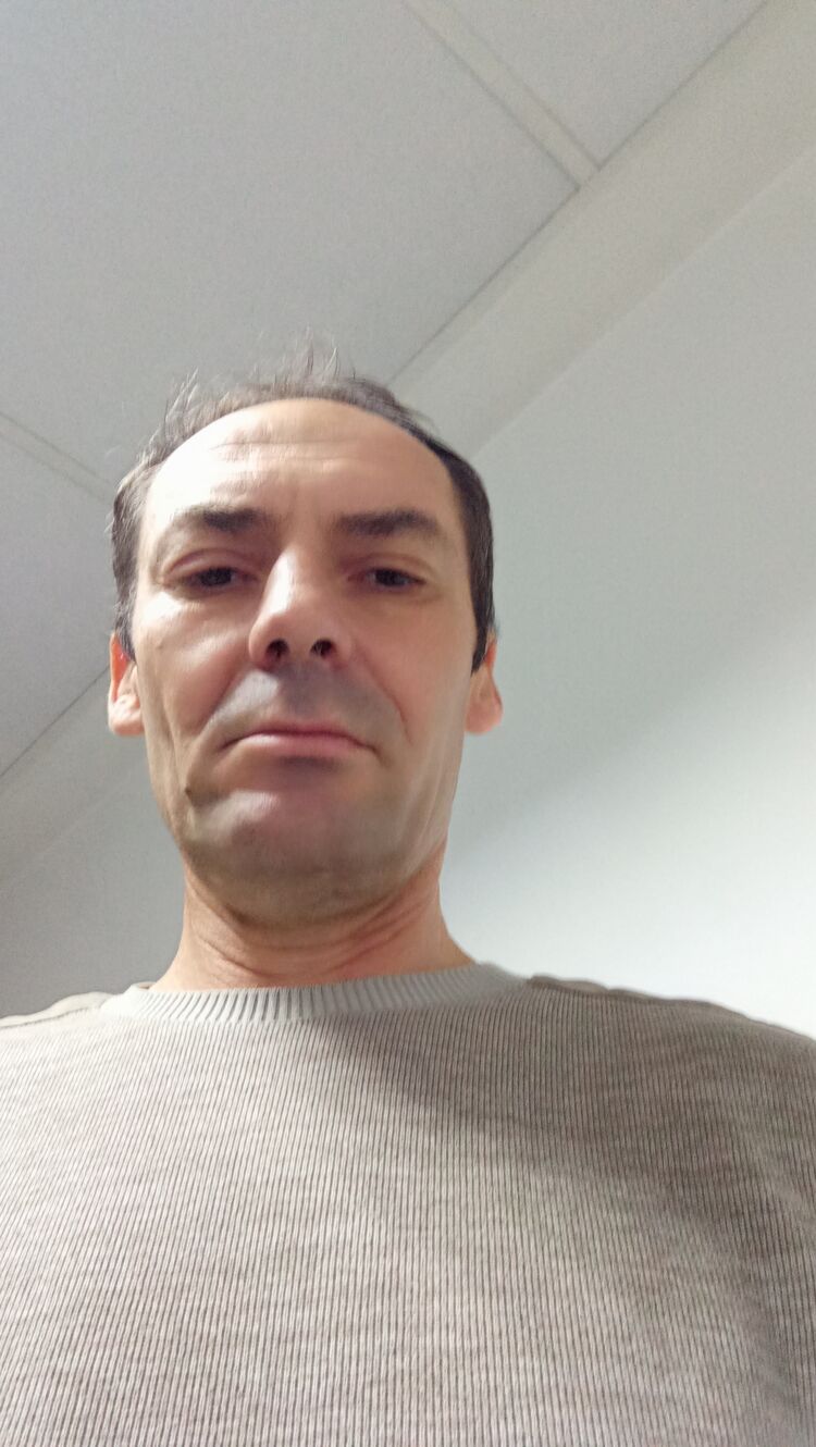 28145789  Slavic, 49 ,    