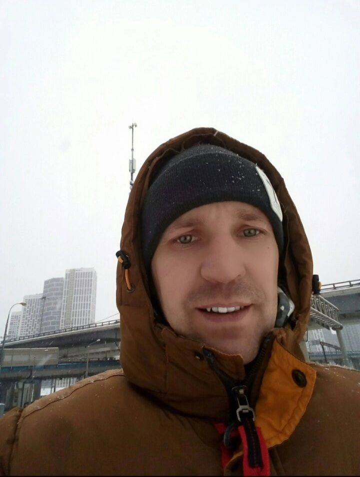  43094409  , 38 ,    