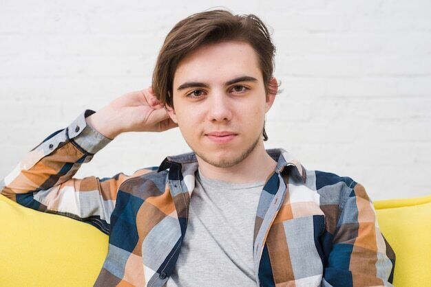  37765749  Sasci, 20 ,    