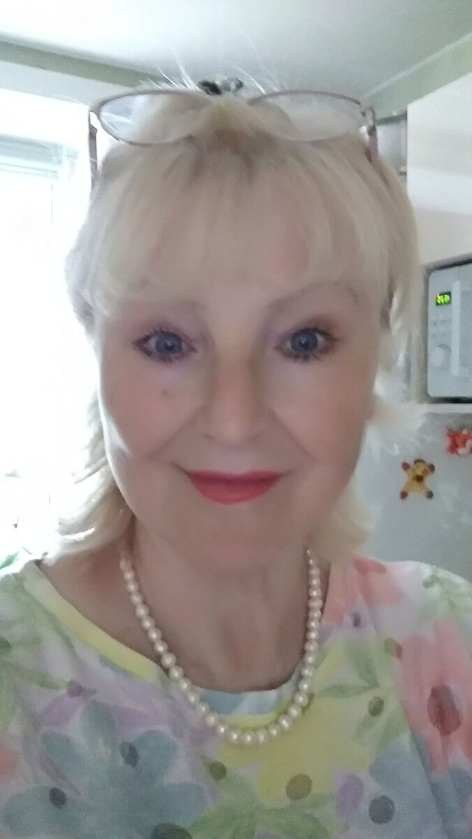  ,   Irina, 62 ,     , c 