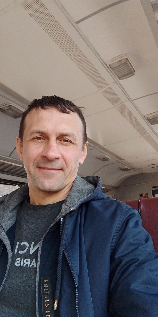  ,   Sergio, 39 ,   ,   