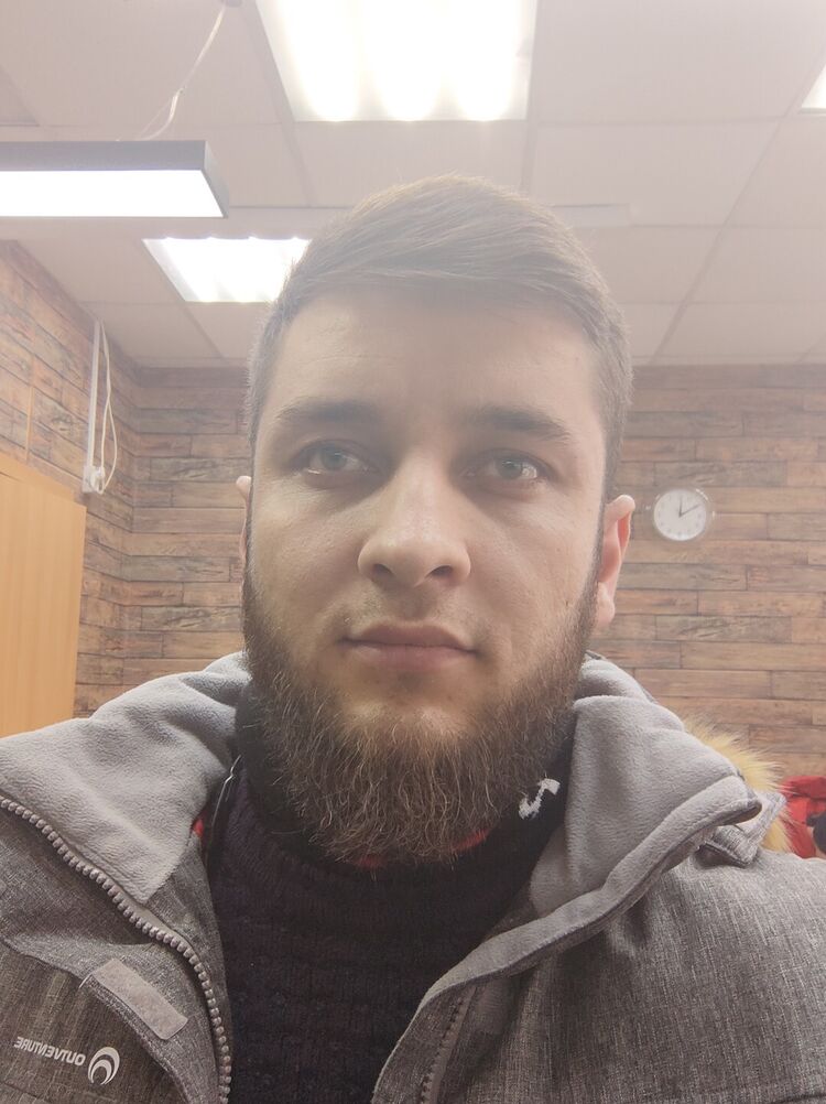  27648339  Maga, 31 ,    