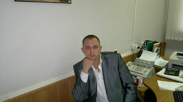  4615569  Oleg, 41 ,    