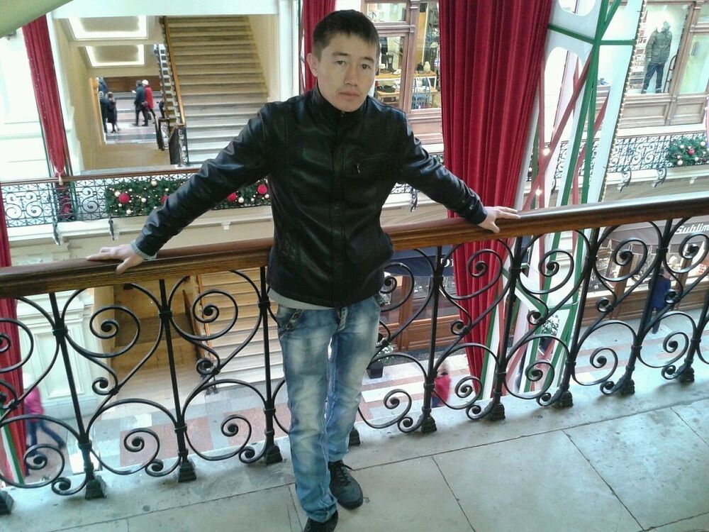  18867639  Ali, 33 ,    