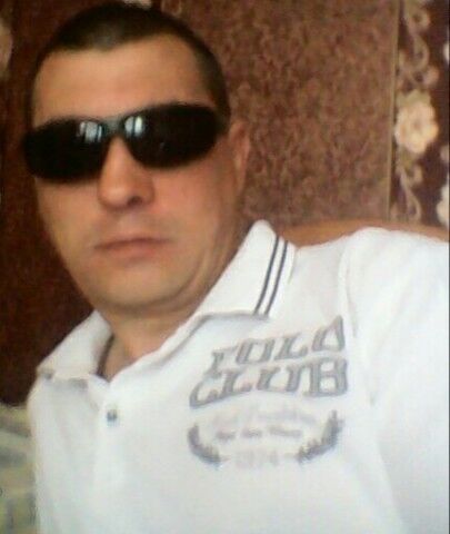  12937629  Denis, 40 ,    