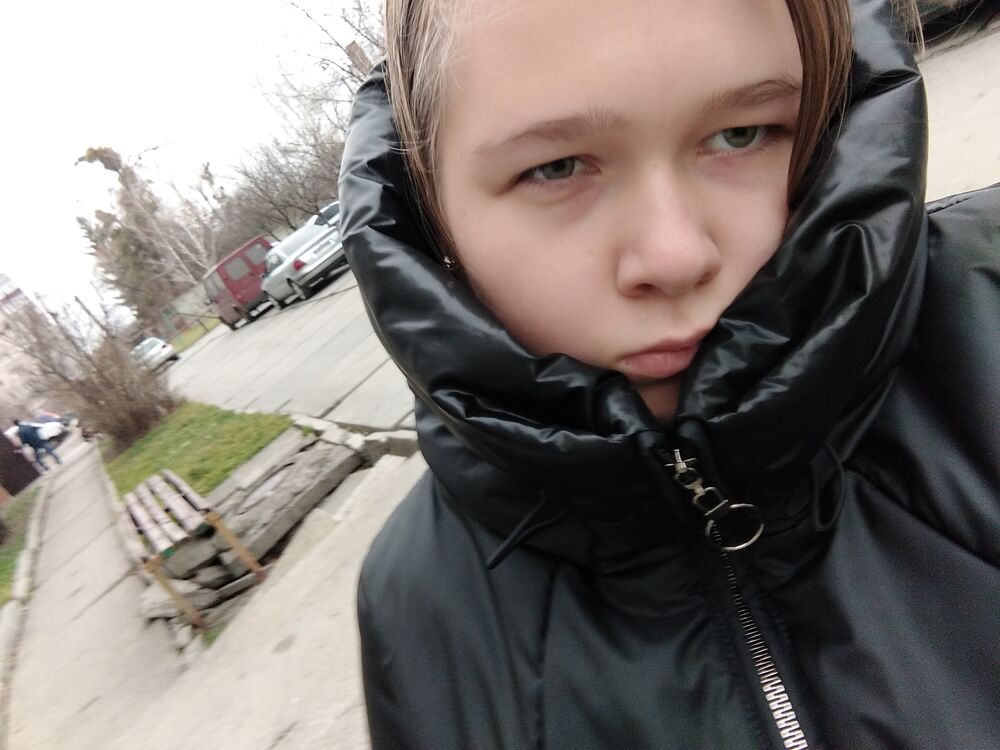 Фото 24870169 девушки Хулиганка, 20 лет, ищет знакомства в Шепетовке
