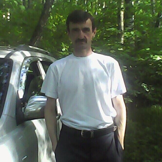  53600459  Valerii, 58 ,    