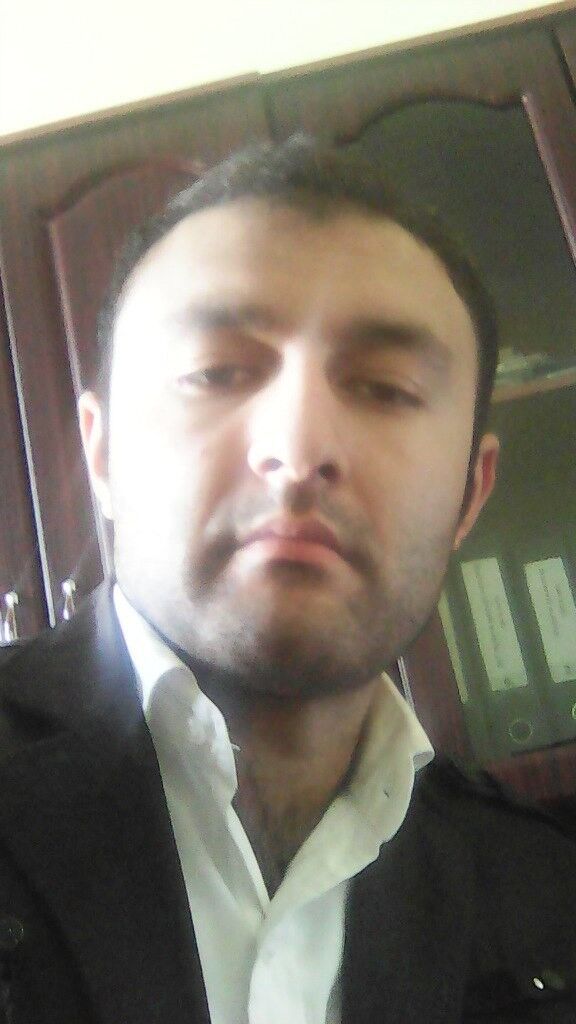  ,   Djekk, 32 ,  