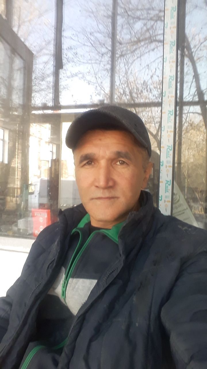  47083289  Bahrom, 53 ,    -