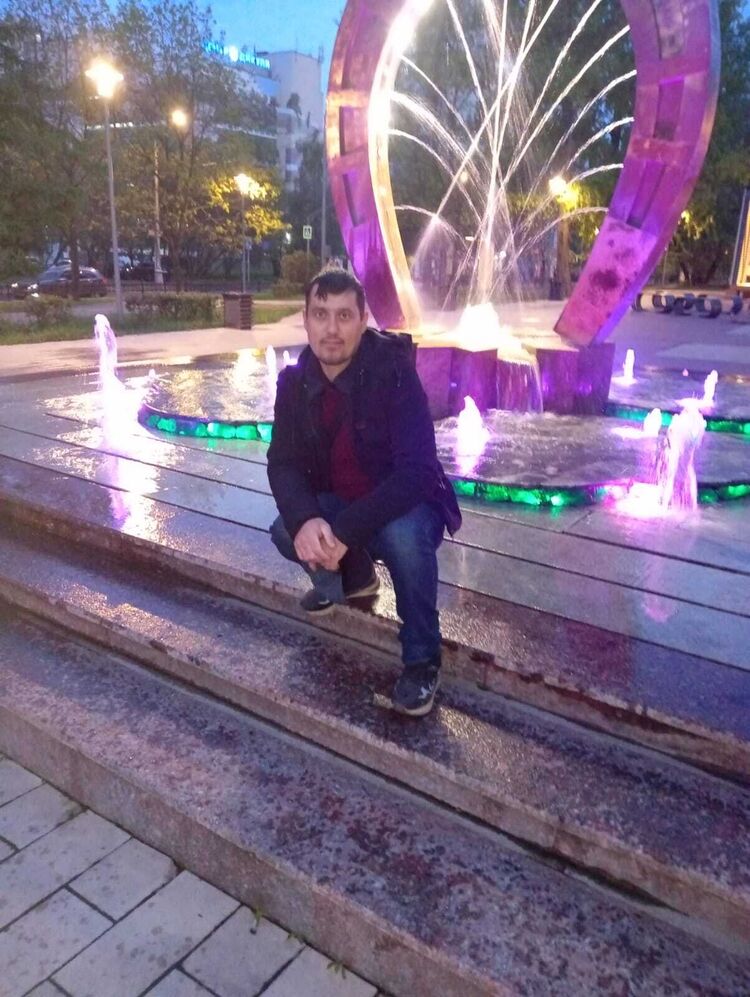  34268279  Jamshid, 36 ,    