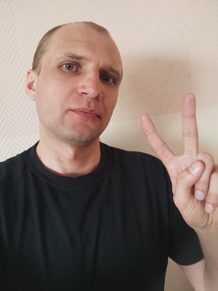  44948599  , 37 ,    
